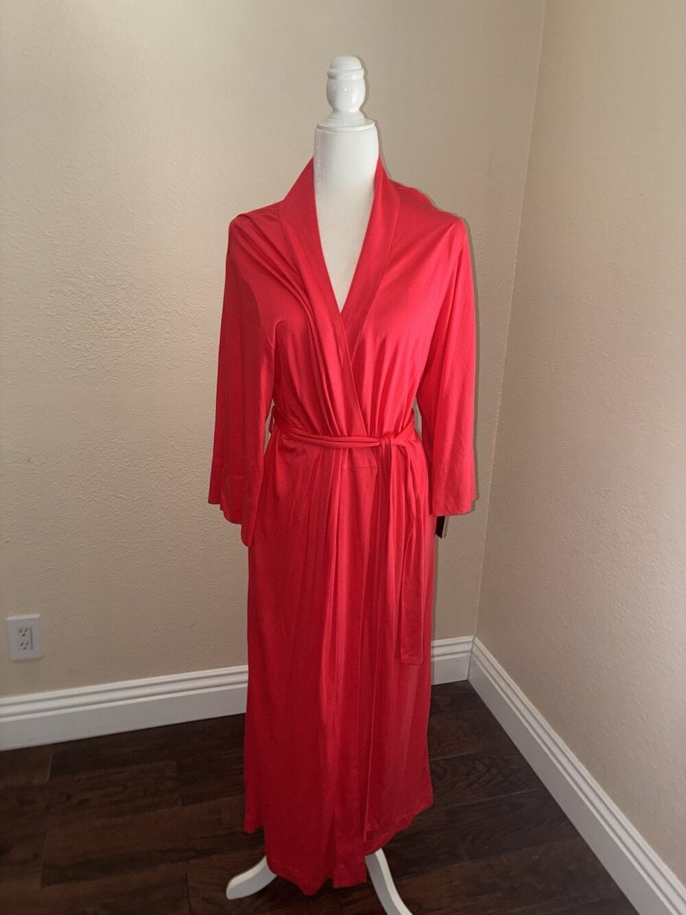 Natori Shangri La Robe Small New Taupe Between A Pink And Red Closer To Pink